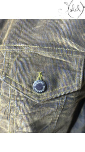 Thomas Burberry Corduroy Jacket Olive 2000s Size 42, Hardware detail | Sold Attire